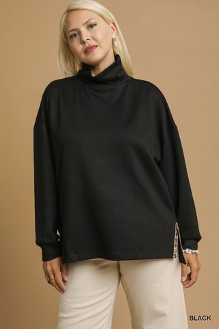 Animal Print Detail Turtle Neck in Black