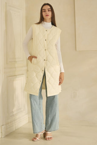 Light Quilted Vest in Cream