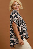 Abstract Print Bubble Hem Top in Black