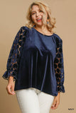 Circle Dot LS Velvet Top in Navy