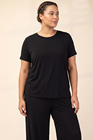 Essential Round Neck Top in Black